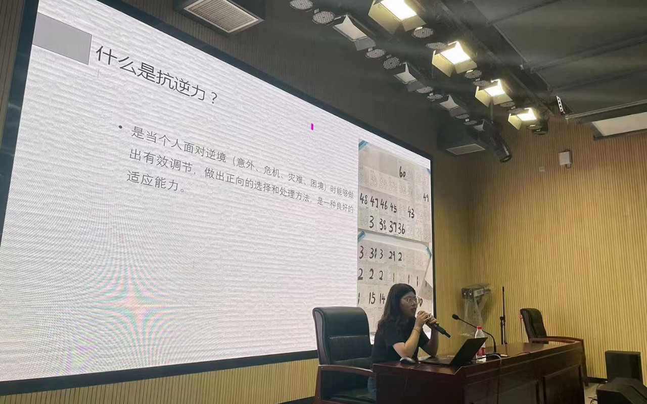 临潭董玉娣中学